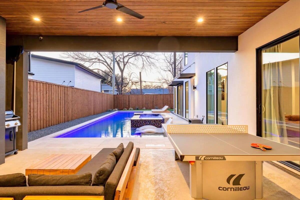 Newly Built 4Br Home In Uptown Dallas - Private Pool, Hot Tub, Gym & Games Room! Luaran gambar